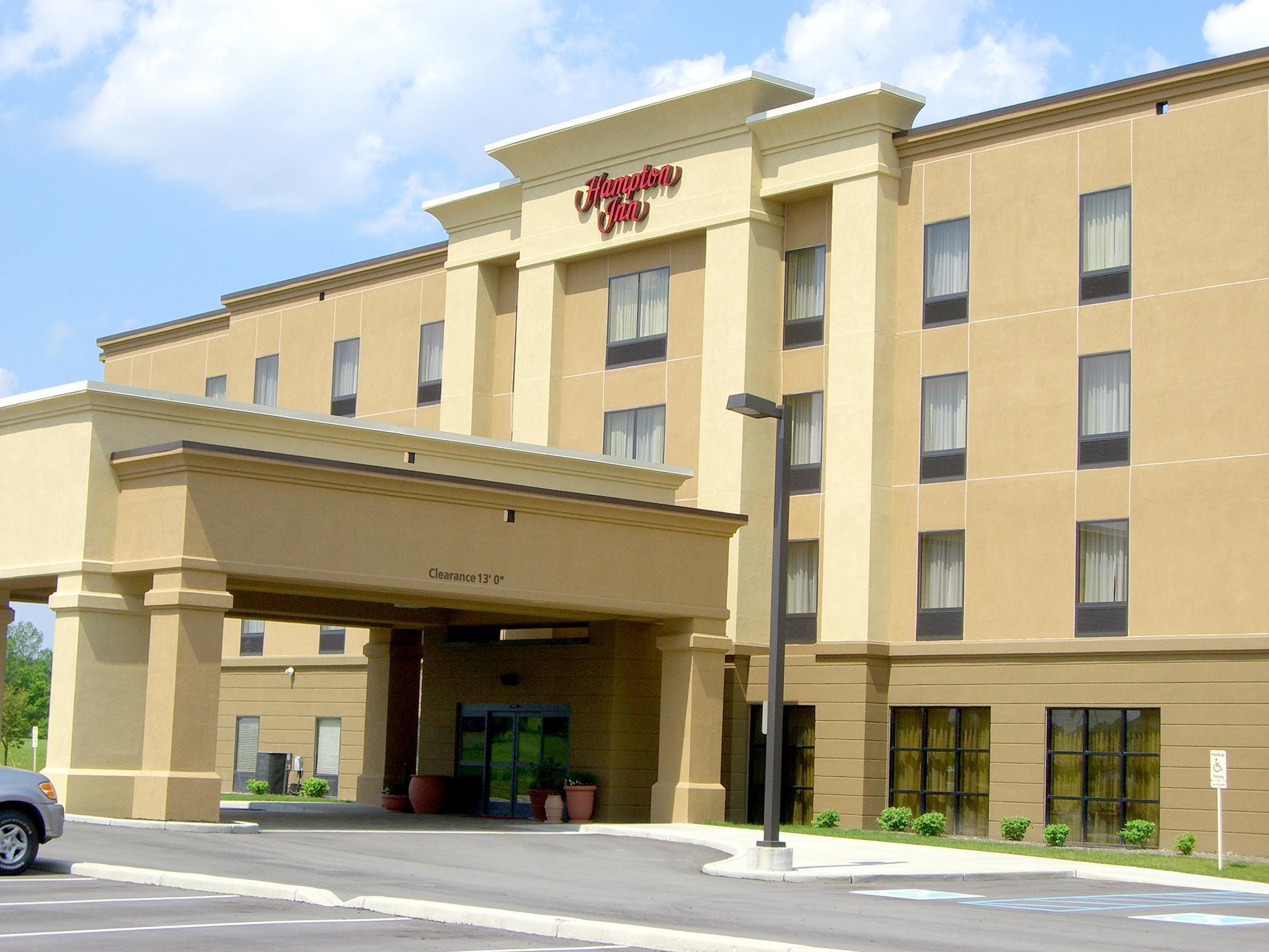 Hampton Inn Greenfield Eksteriør bilde