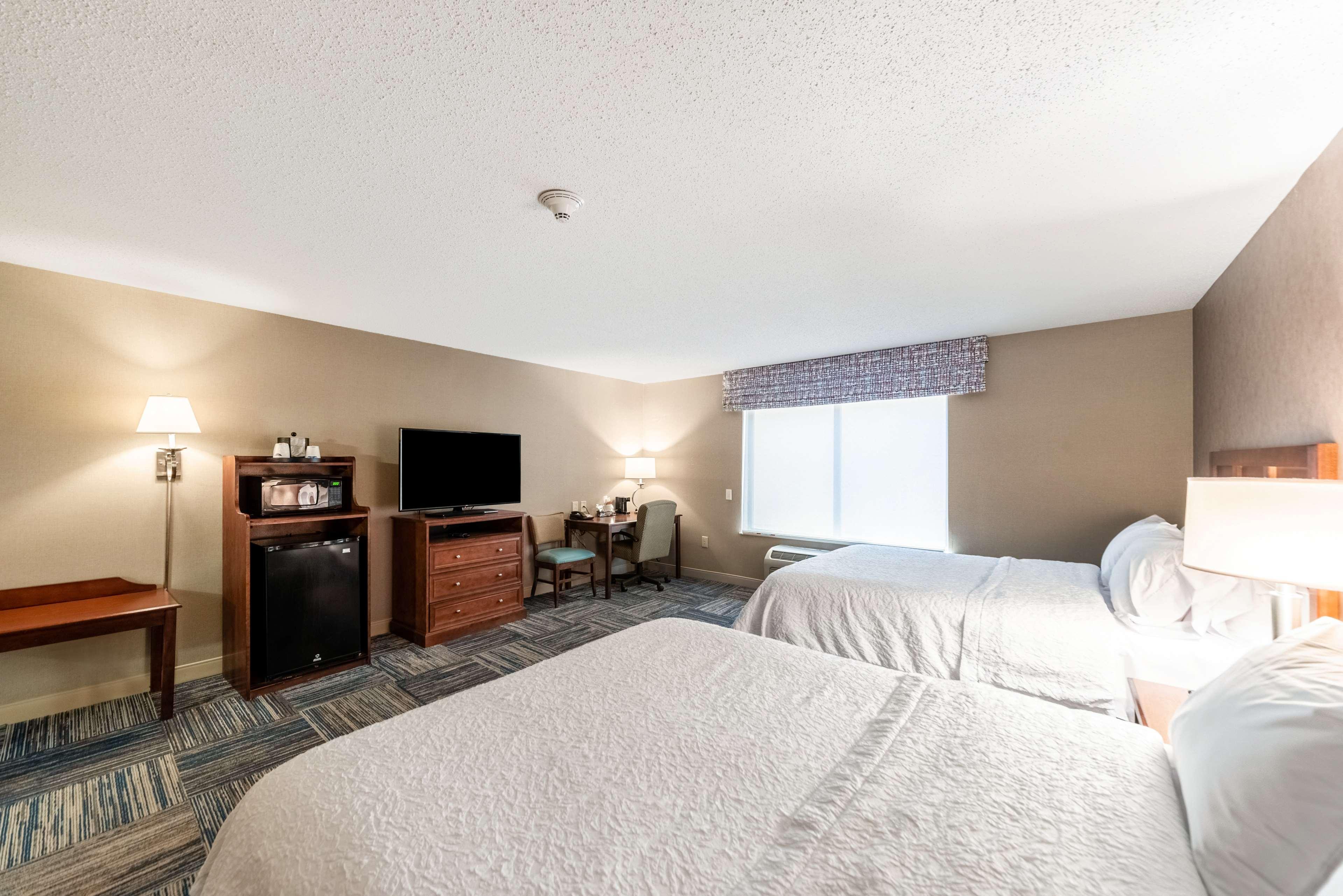 Hampton Inn Greenfield Eksteriør bilde