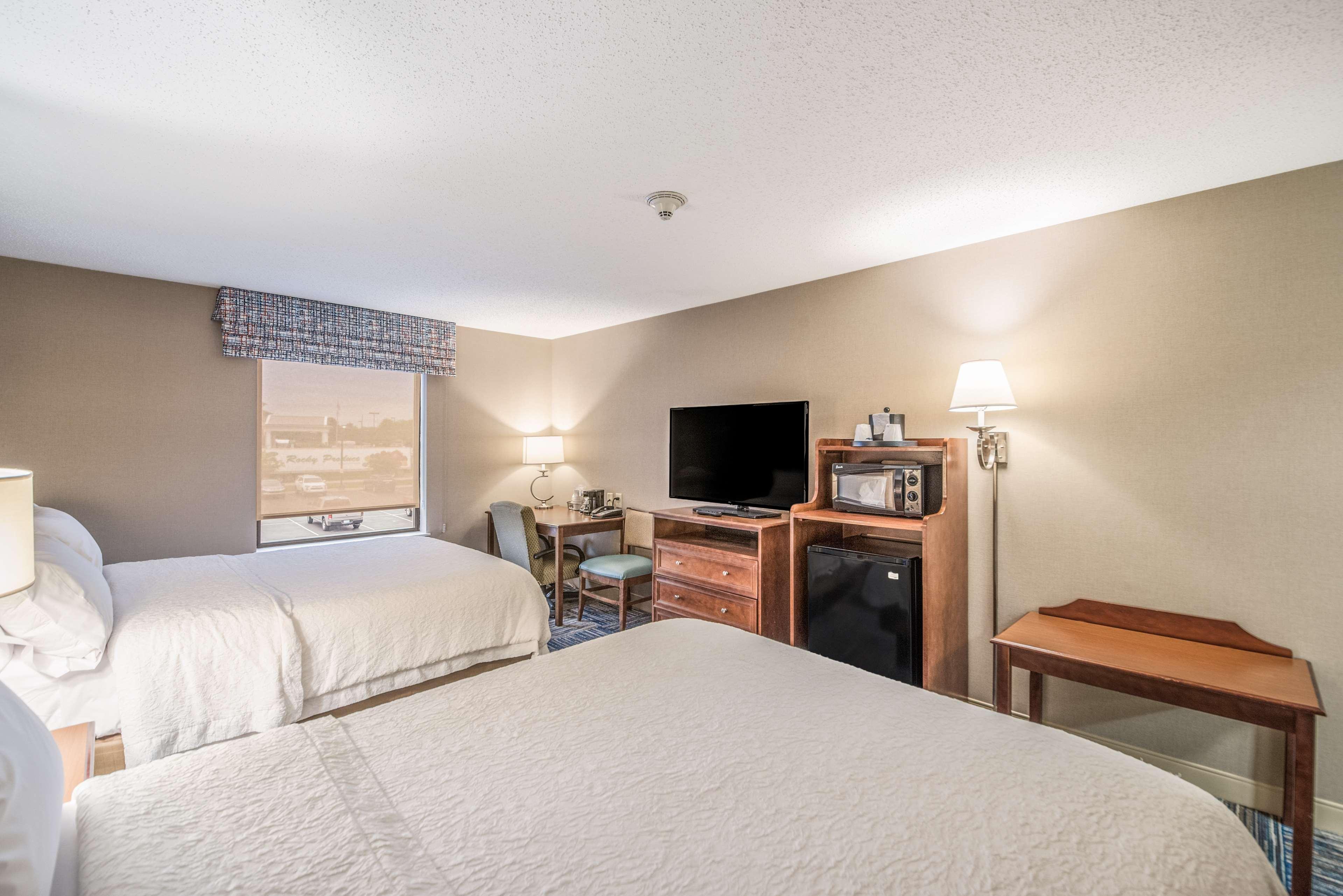 Hampton Inn Greenfield Eksteriør bilde