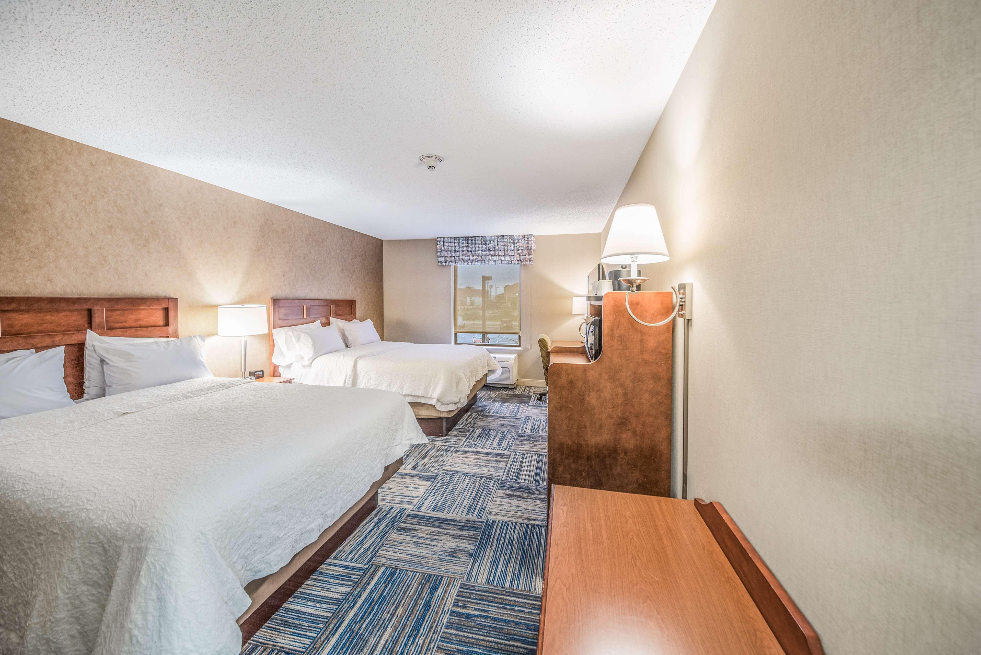 Hampton Inn Greenfield Eksteriør bilde