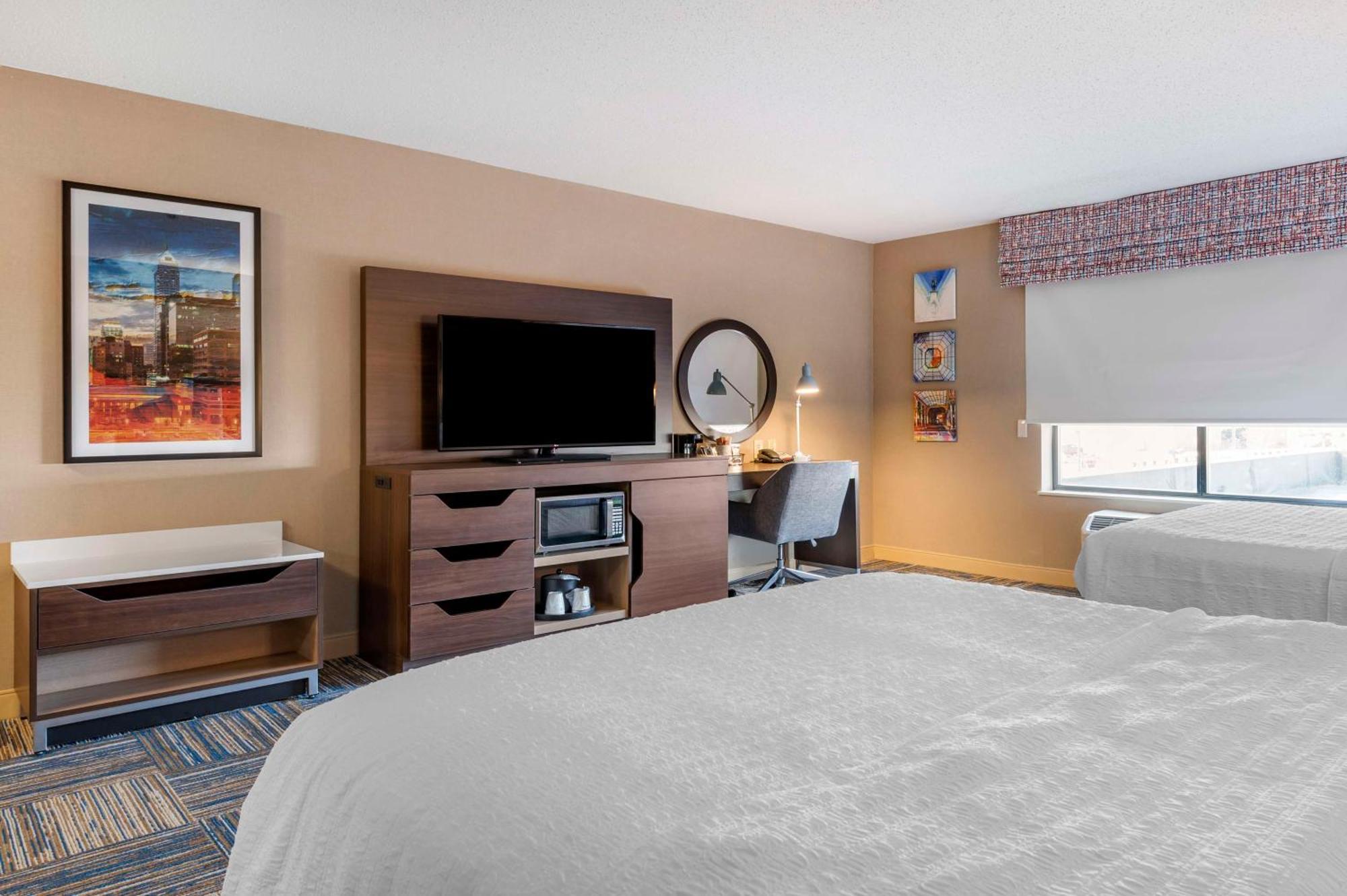 Hampton Inn Greenfield Eksteriør bilde