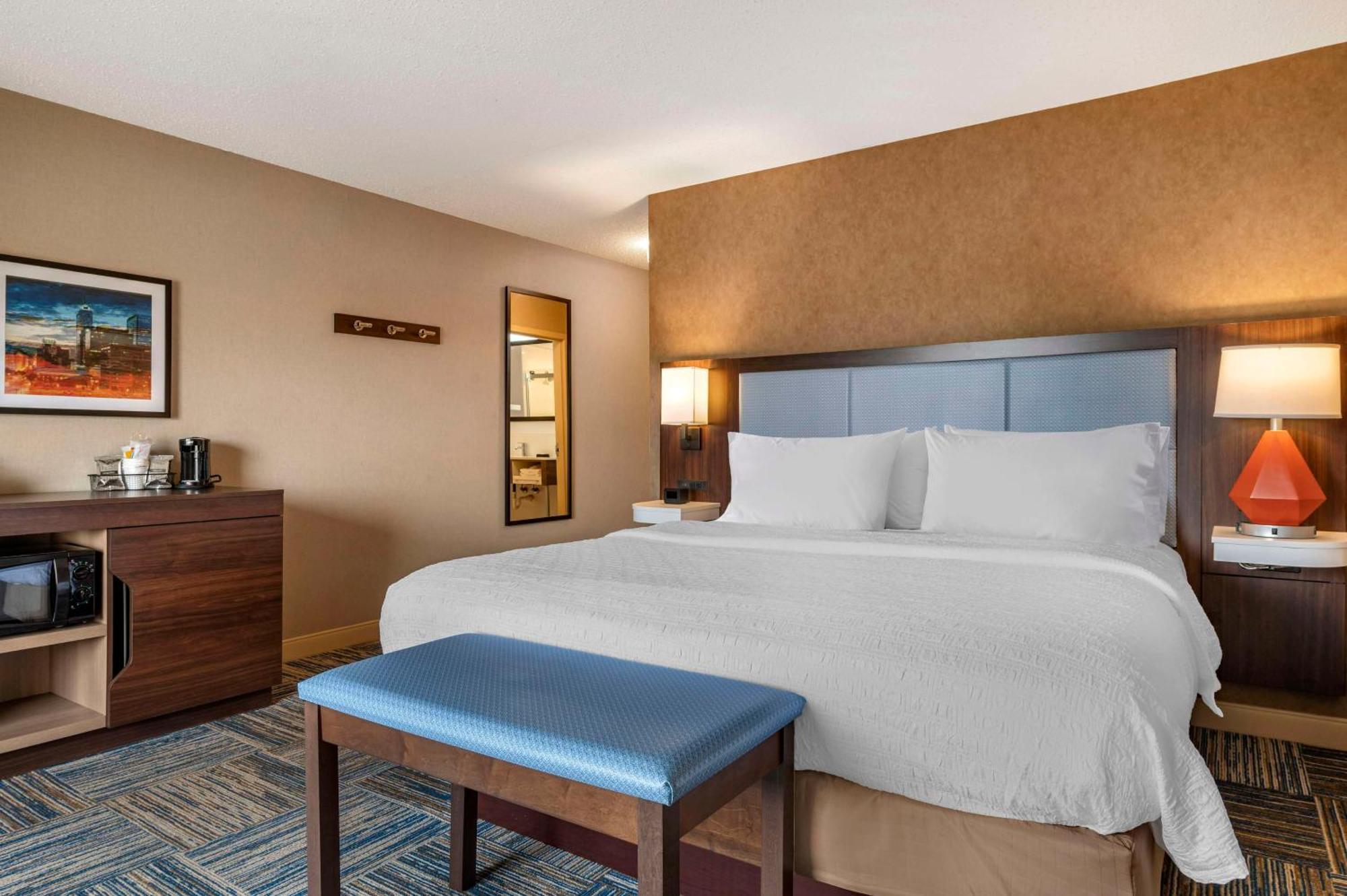 Hampton Inn Greenfield Eksteriør bilde