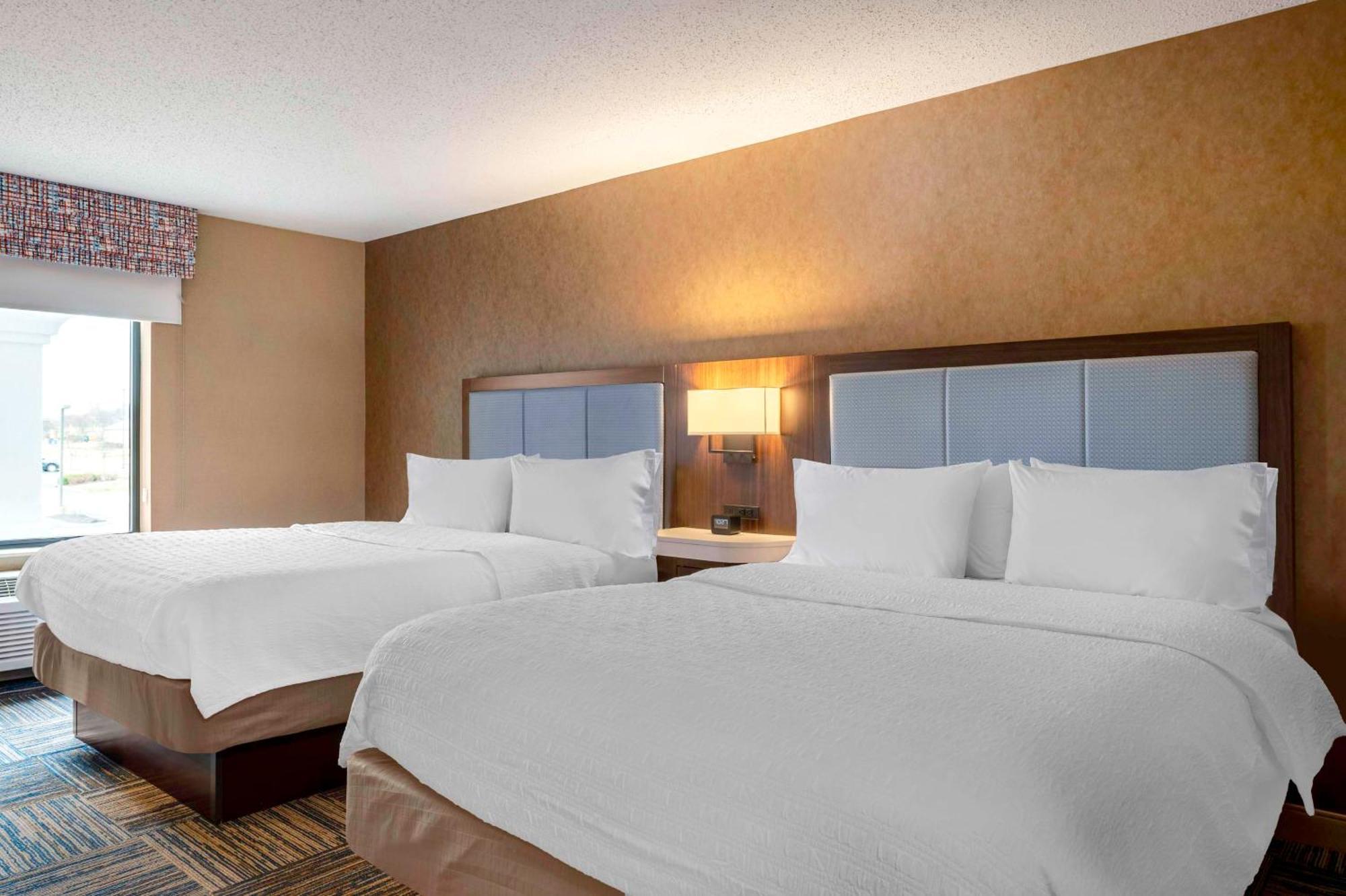 Hampton Inn Greenfield Eksteriør bilde