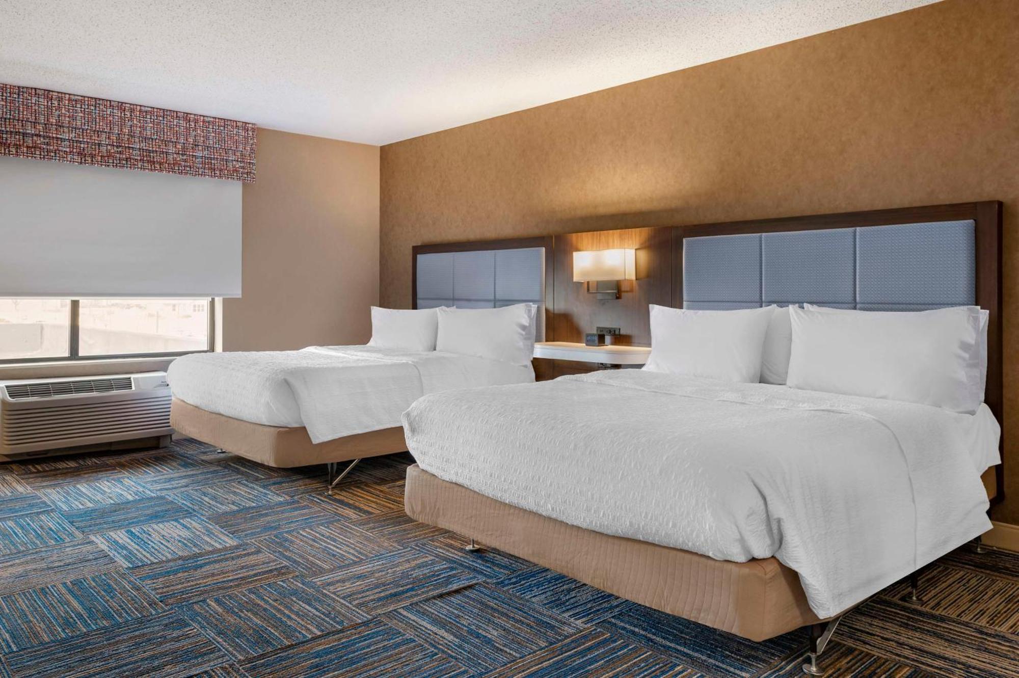 Hampton Inn Greenfield Eksteriør bilde